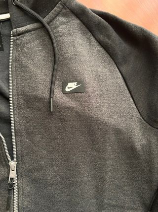 Felpa Nike con cappuccio e zip - Taglia M