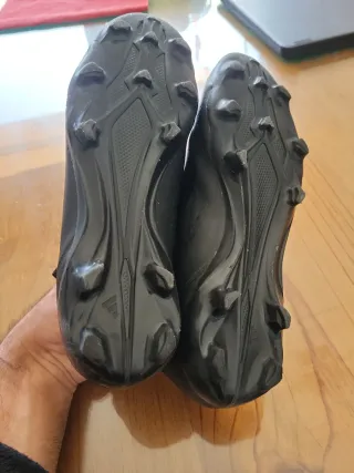 Scarpe da calcio nere