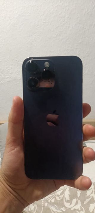 iPhone 14 Pro Max 128GB se vende con cargador
