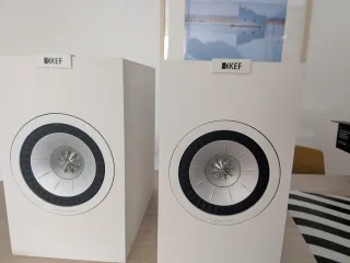 Altavoces KEF Q150 Blancos, nuevos en su caja