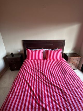 Cabecero y 2 mesitas de noche madera