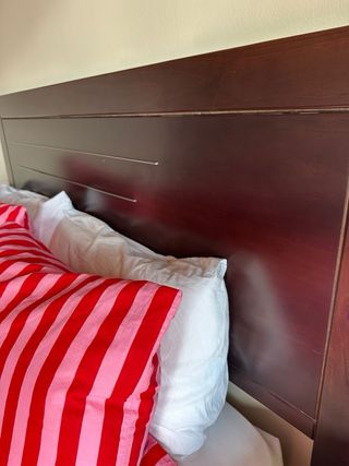 Cabecero y 2 mesitas de noche madera