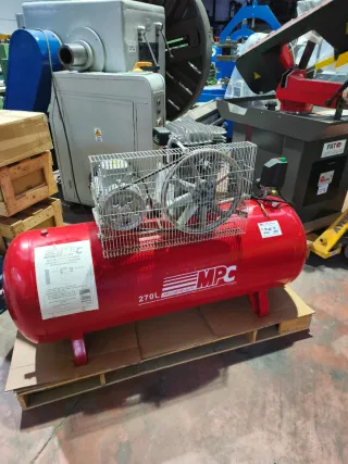 Compresor MPC 5,5 CV 270L