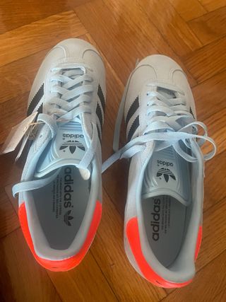 Zapatillas Adidas Gazelle Grises-Naranja nuevas