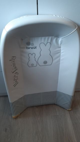 Cambiador de bebé blanco