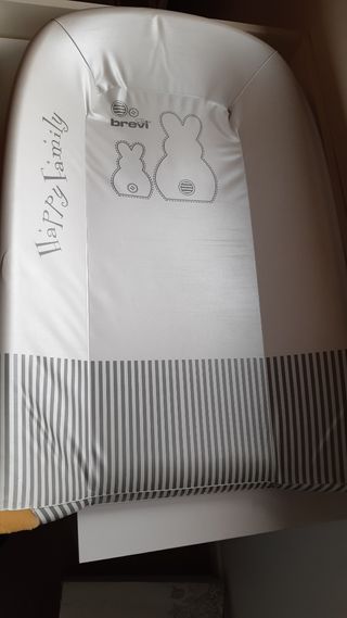 Cambiador de bebé blanco