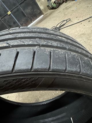 Neumáticos 245/35/19