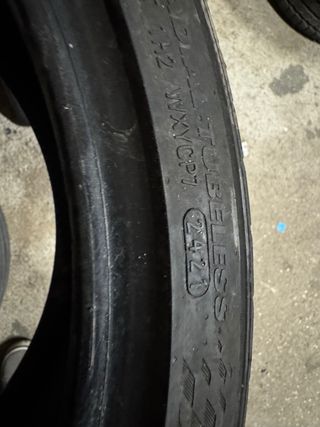 Neumáticos 245/35/19