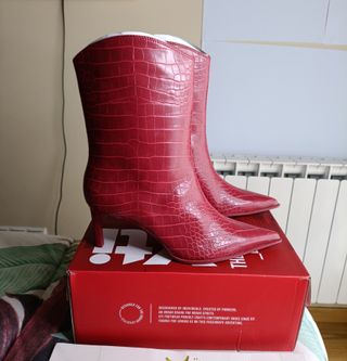 Botines Cocodrilo rojos Tacón Talla 38