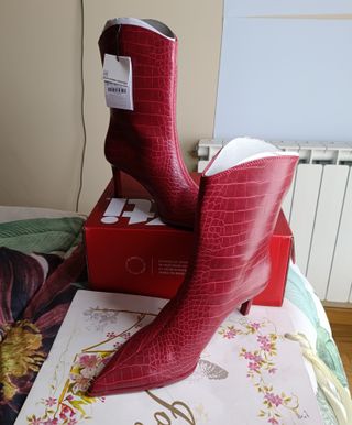 Botines Cocodrilo rojos Tacón Talla 38