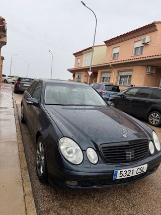 Mercedes-Benz Clase E 2002