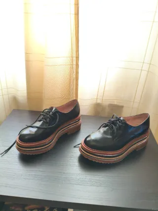 Zapatos negros Jerry Campbell talla 37 Acharolados