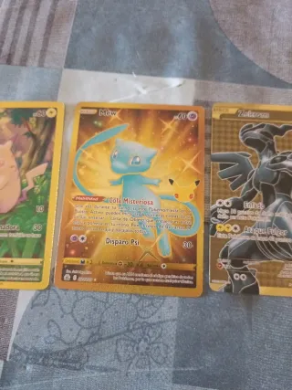 Cartas Pokémon Oro Pikachu, Mew, Zekrom, Charizard