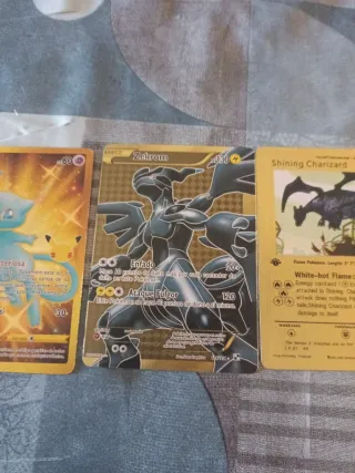 Cartas Pokémon Oro Pikachu, Mew, Zekrom, Charizard