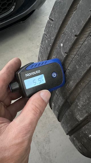 Llantas Cupra con neumáticos 245/45/R18