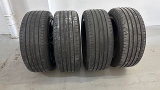 Llantas Cupra con neumáticos 245/45/R18