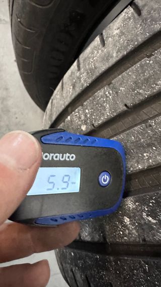 Llantas Cupra con neumáticos 245/45/R18