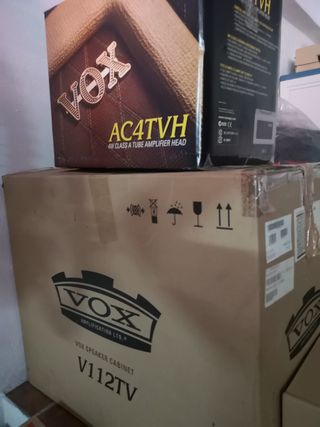 Amplificador VOX AC4TV