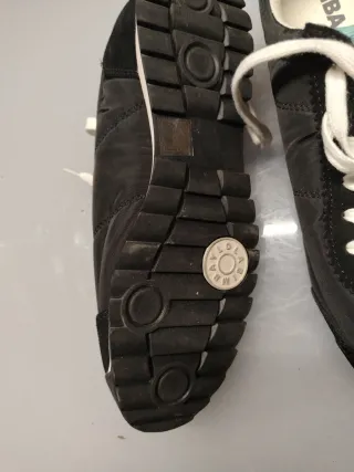 Zapatillas Bimba y Lola Negras y Blancas