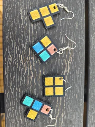 Pendientes Tetris Negro y Dorado