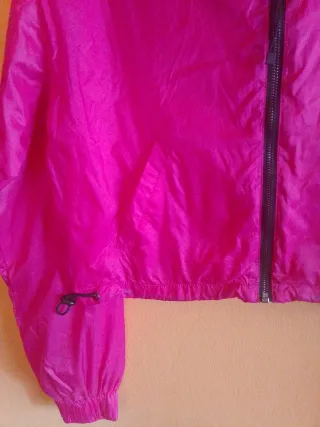 Chubasquero Bershka Talla S-M