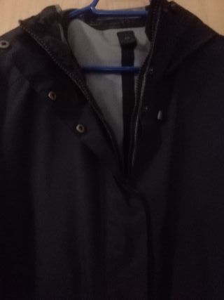 Parka Cortaviento Azul Marino Estilosa