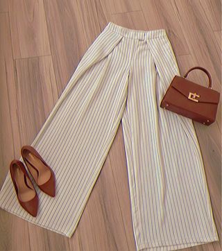 Pantalón de vestir rayas beige