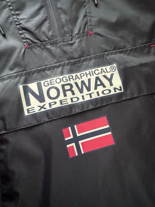 Chaqueta Geographical Norway Negra Impermeable