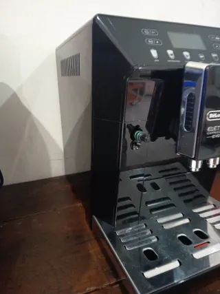 Cafetera DeLonghi Eletta Cappuccino Evo