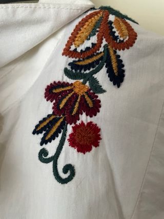 Blusa Zara Bordada Flores Talla XS/S