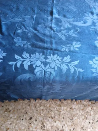 Corcha de seda gris y plateada