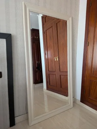 Espejo Marco Beige Madera y Cristal