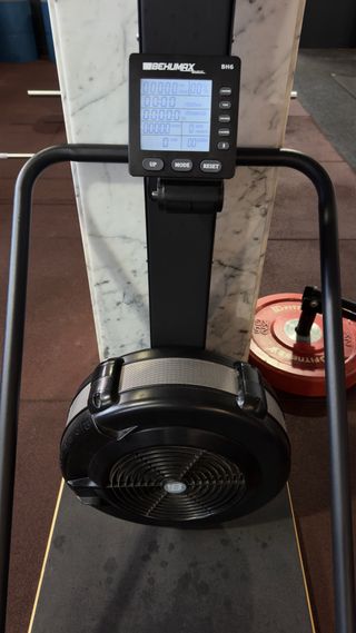 Lote 4 Máquinas Cardio: Assault, Remo, 2 Ski