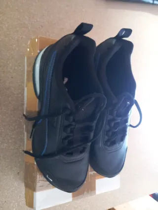 Zapatillas Puma Negras