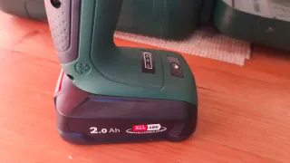 Pack taladro percutor y 50 piezas