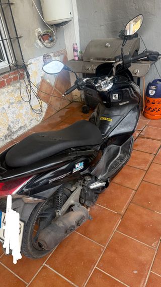 Honda PCX 125cc Negra