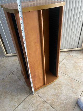 Mueble para CDs de madera