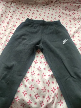 Lote 2 Pantalones Chándal Adidas y 2 camisetas