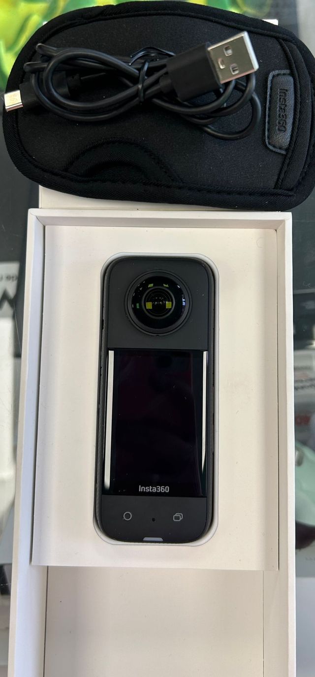 Insta360 X3 Cámara 360° Negra - miniatura 2
