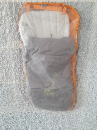 Silla de paseo,grupo0 y capazo bebé con accesorios