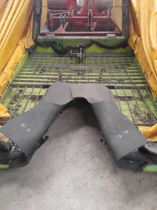 Recolector de olivas y almendras