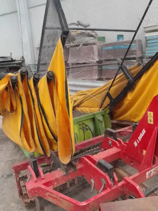 Recolector de olivas y almendras