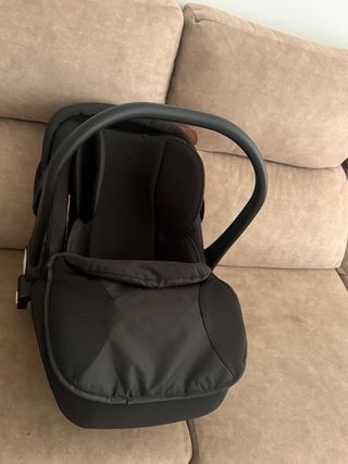 Cochecito de bebé 3 en 1 negro y dorado