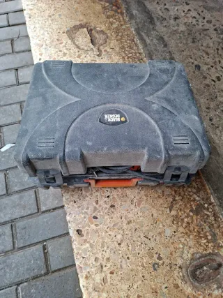 Taladro percutor Black & Decker