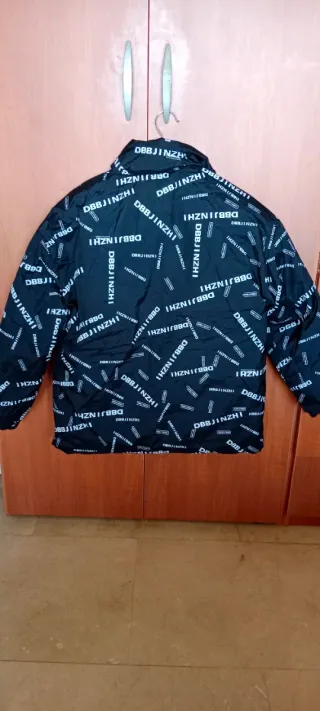 Chaquetón reversible negro y blaco