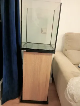 Acuario Sera con mueble
