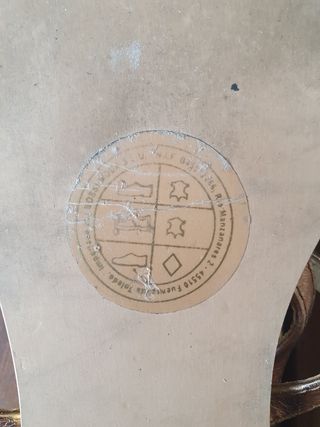 Sandalias doradas de PIEL