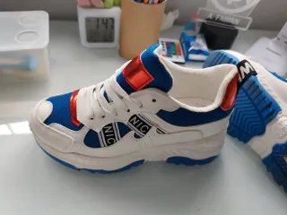 Zapatillas deportivas niño/niña talla 36