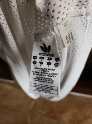 Camiseta Adidas Blanca y Marrón