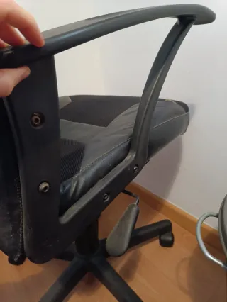 Silla de escritorio giratoria y elevable